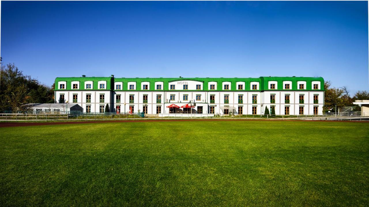 Hotel Anton By Dns Pruszkow Exterior photo